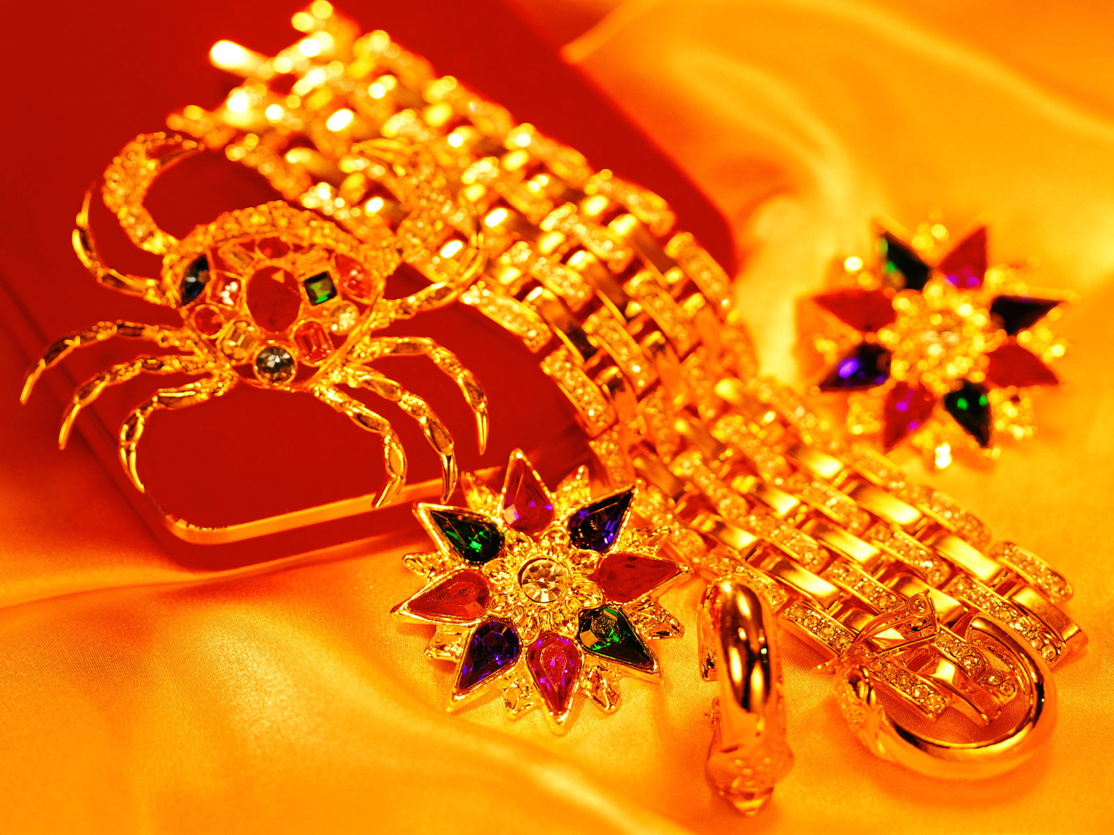 Download - Gold Jewellery High Resolution , HD Wallpaper & Backgrounds