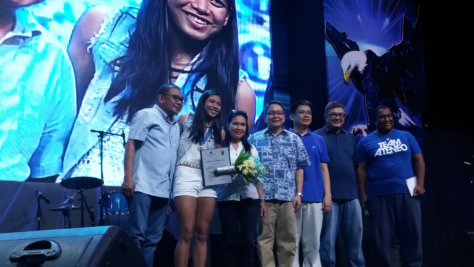 Ateneo Confers Xavier Award To Alyssa Valdez, Kiefer - Philippine Sportswriters Association Awards 2016 , HD Wallpaper & Backgrounds