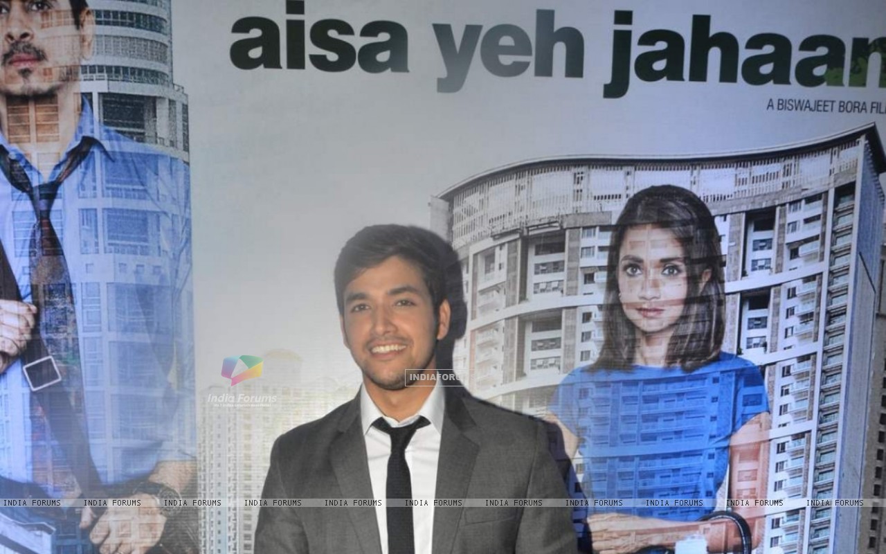 Saurabh Pandey At Trailer Launch Of Aisa Yeh Jahaan - Lufthansa , HD Wallpaper & Backgrounds