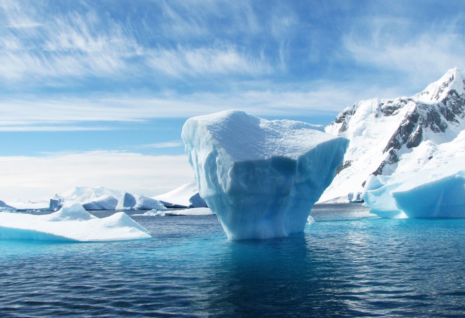 Iceberg Antarctica Ice Floe Ocean - Ice Greenland , HD Wallpaper & Backgrounds