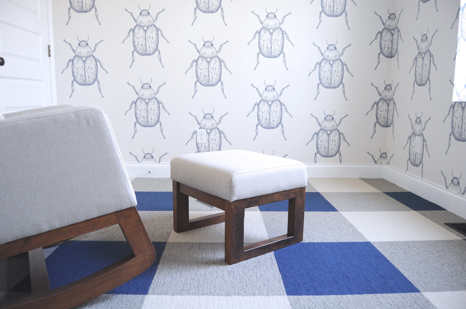 Beetle Wallpaper For Baby Boy Nursery - Chair , HD Wallpaper & Backgrounds