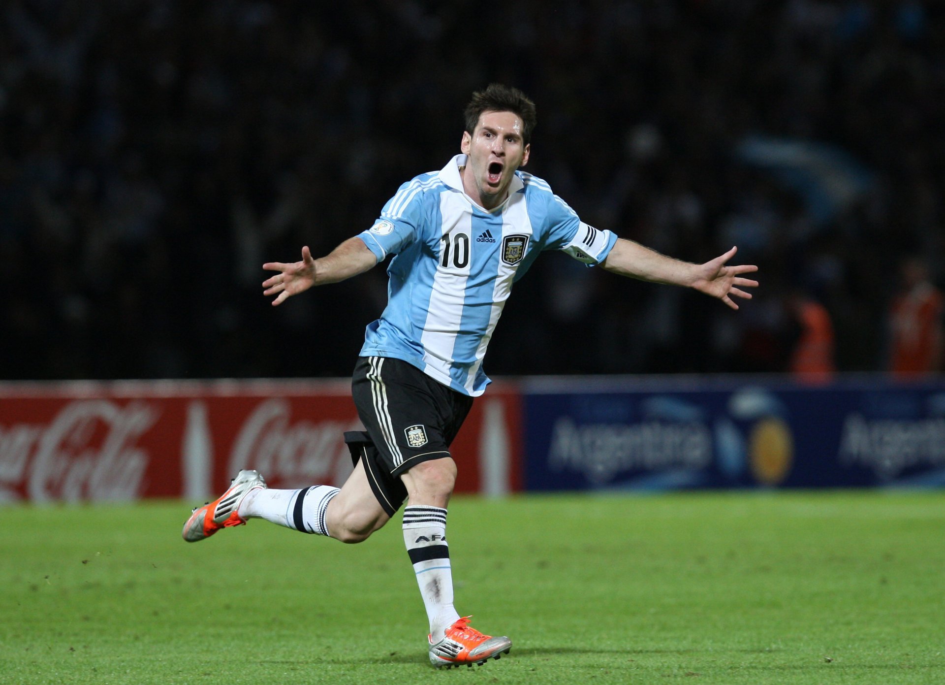 Lionel Messi Argentina Football Leo Messi Bars Striker - Leo Messi Argentina 4k , HD Wallpaper & Backgrounds