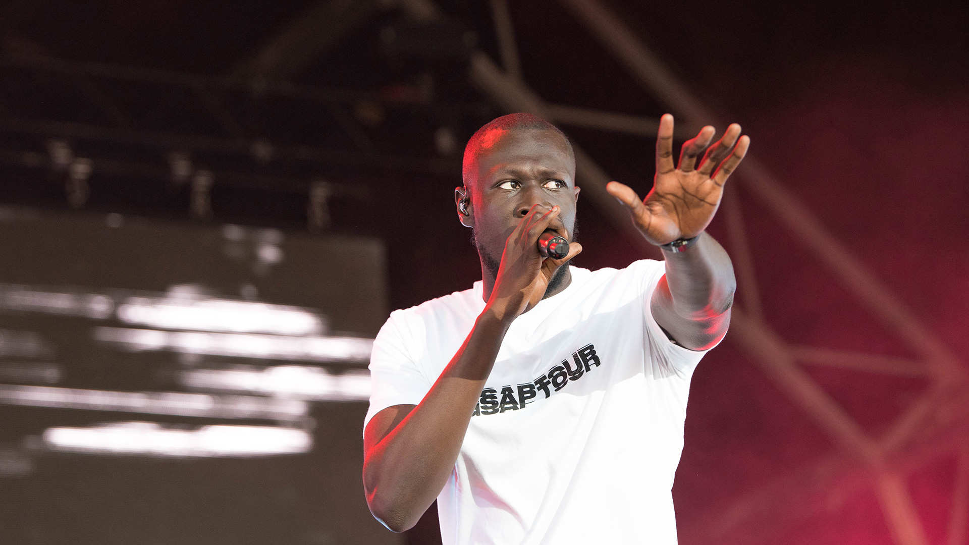 Stormzy Headlining Glastonbury Proves Black Excellence - Performance , HD Wallpaper & Backgrounds