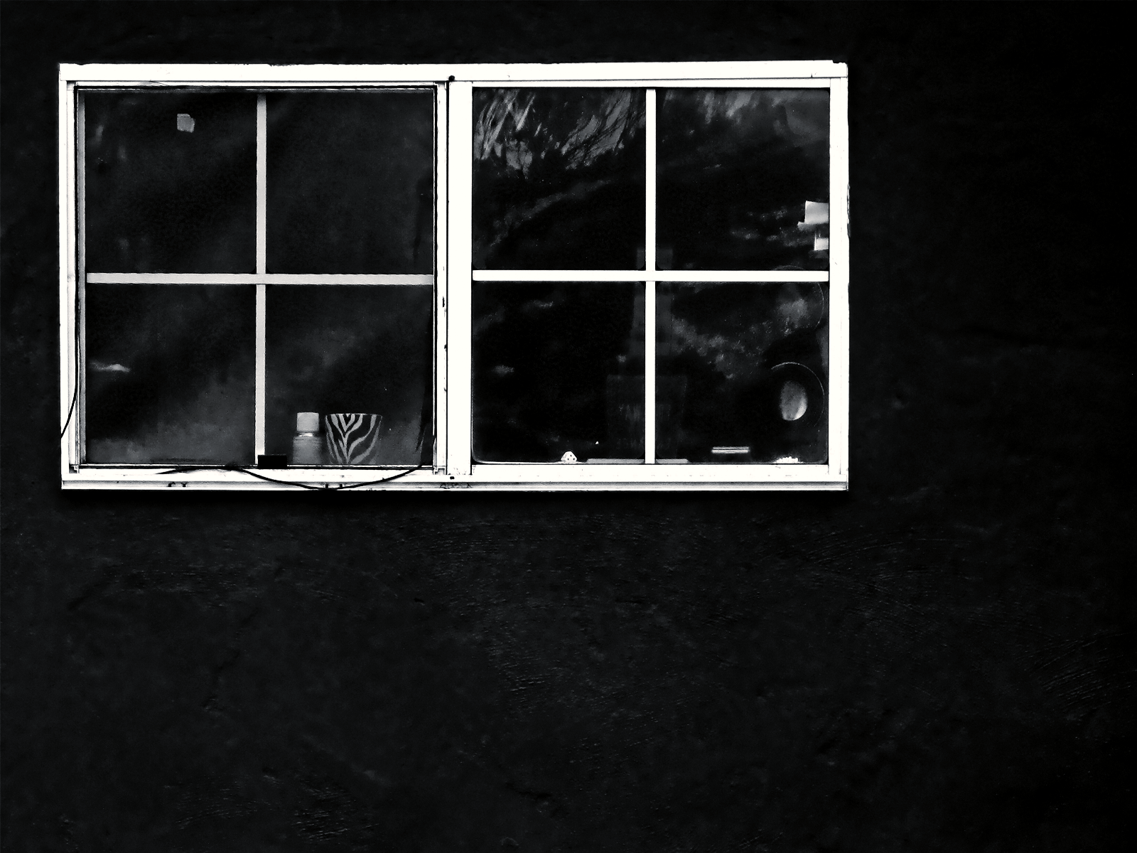 Window Black And White Wallpaper Hd Wallpaper - Black And White Windows , HD Wallpaper & Backgrounds