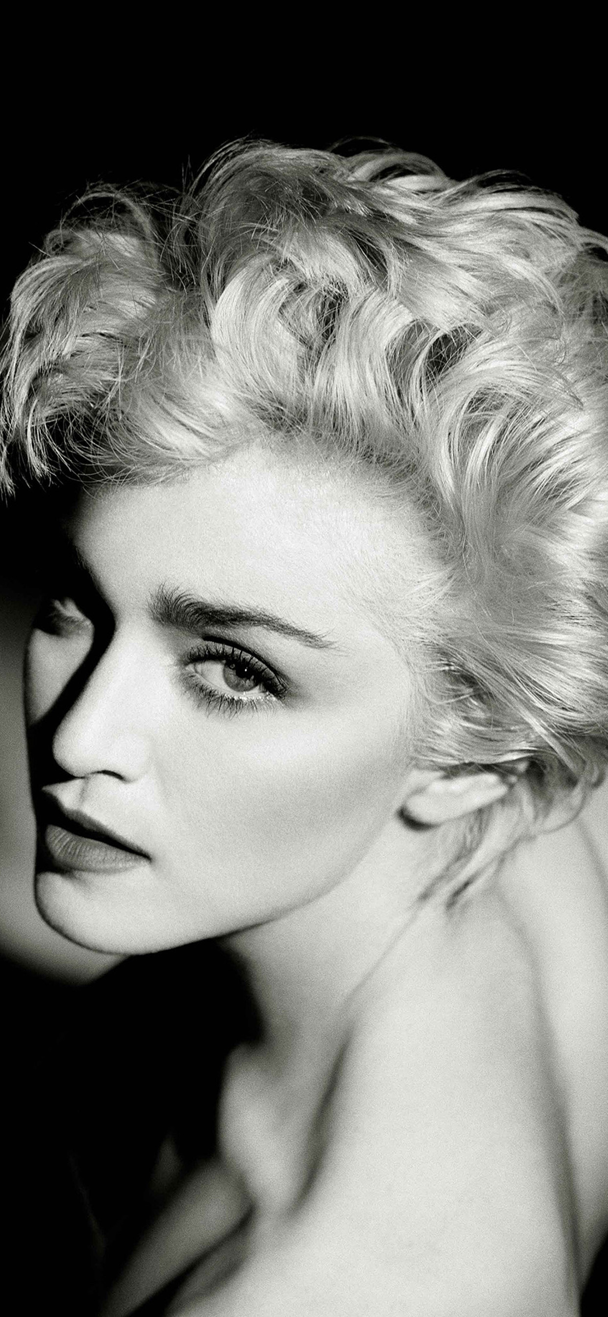 52 Madonna Dark Music Pop Celebrity Iphone Xs Max Wallpapers - Madonna Black And White , HD Wallpaper & Backgrounds