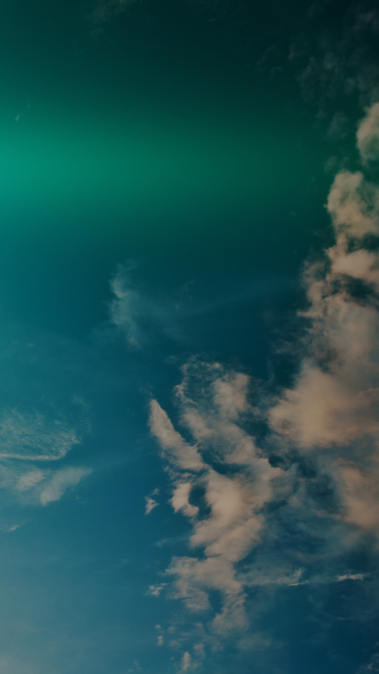 Iphone 7 Plus - Cloud Sky Wallpaper Iphone , HD Wallpaper & Backgrounds