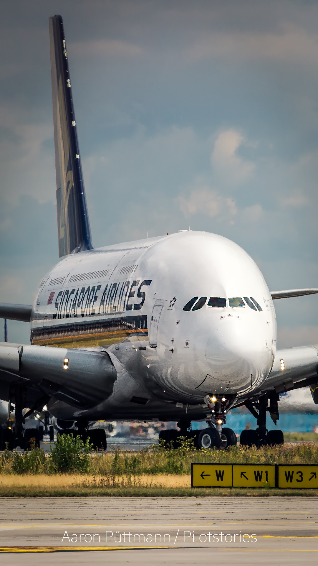 Airbus A380 Wallpapers - Airbus A380 , HD Wallpaper & Backgrounds