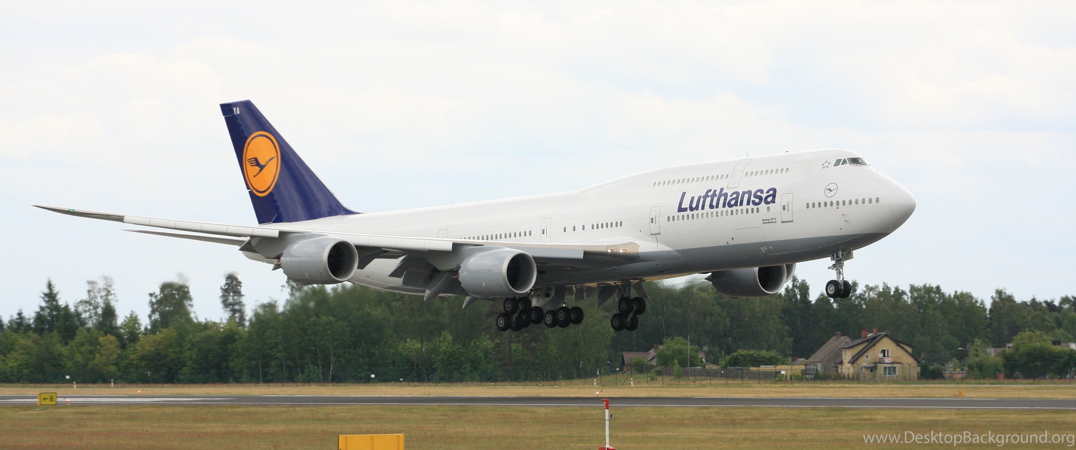 Widescreen - Lufthansa 747 8 4k , HD Wallpaper & Backgrounds