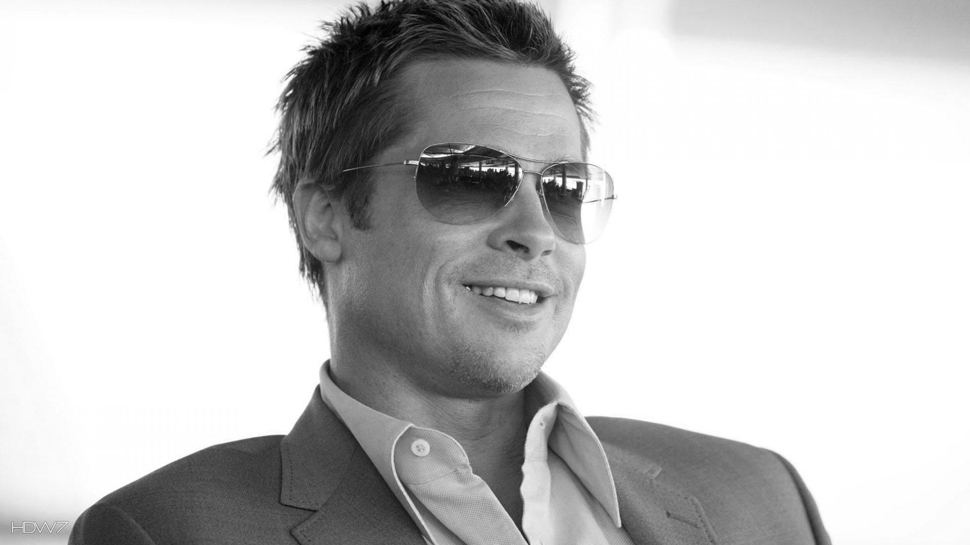 Brad Pitt Black Wallpaper - Brad Pitt Ocean's 12 , HD Wallpaper & Backgrounds