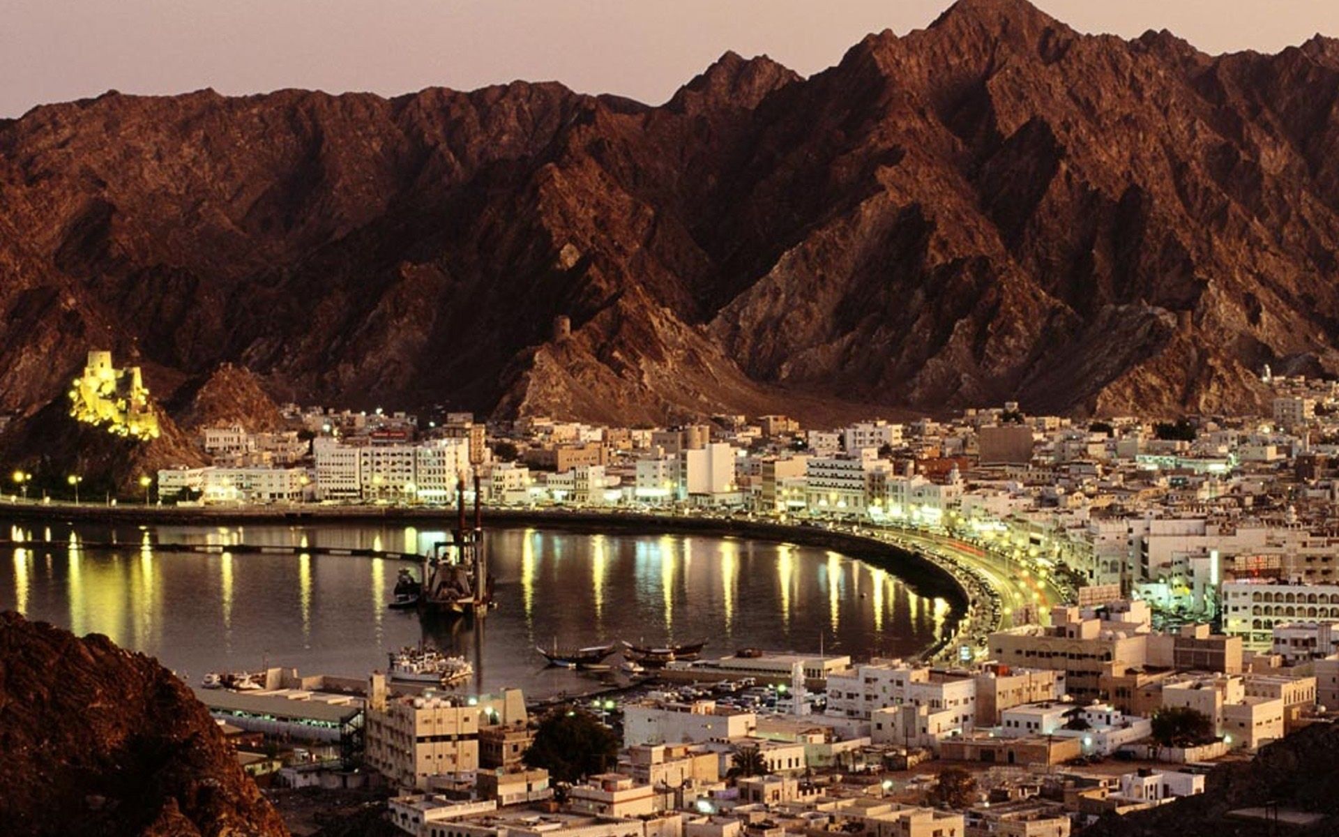 Muttrah Muscat Oman City Lights Wallpaper, Dragon City, - Muscat Oman , HD Wallpaper & Backgrounds